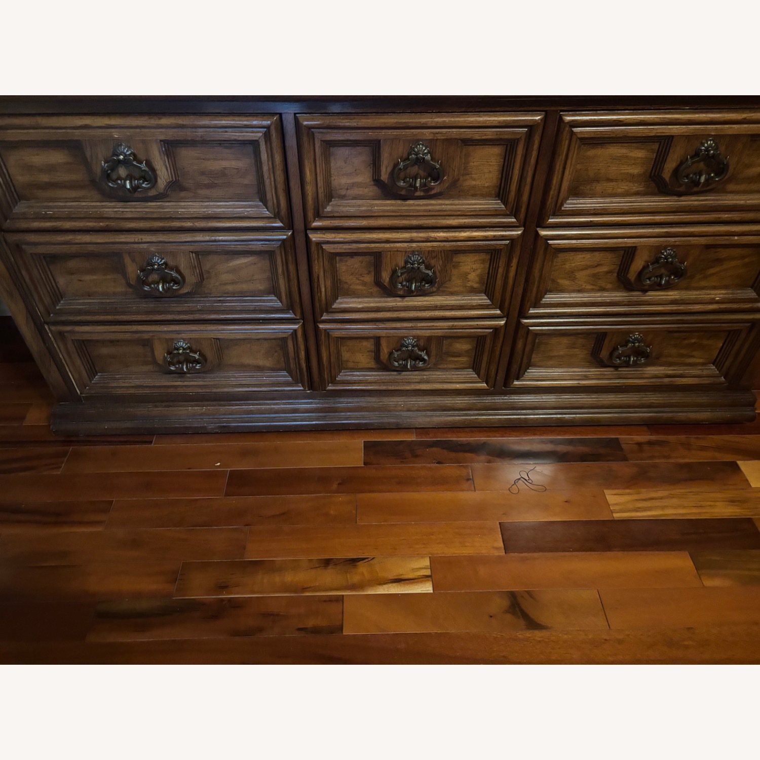 Dresser - image-2