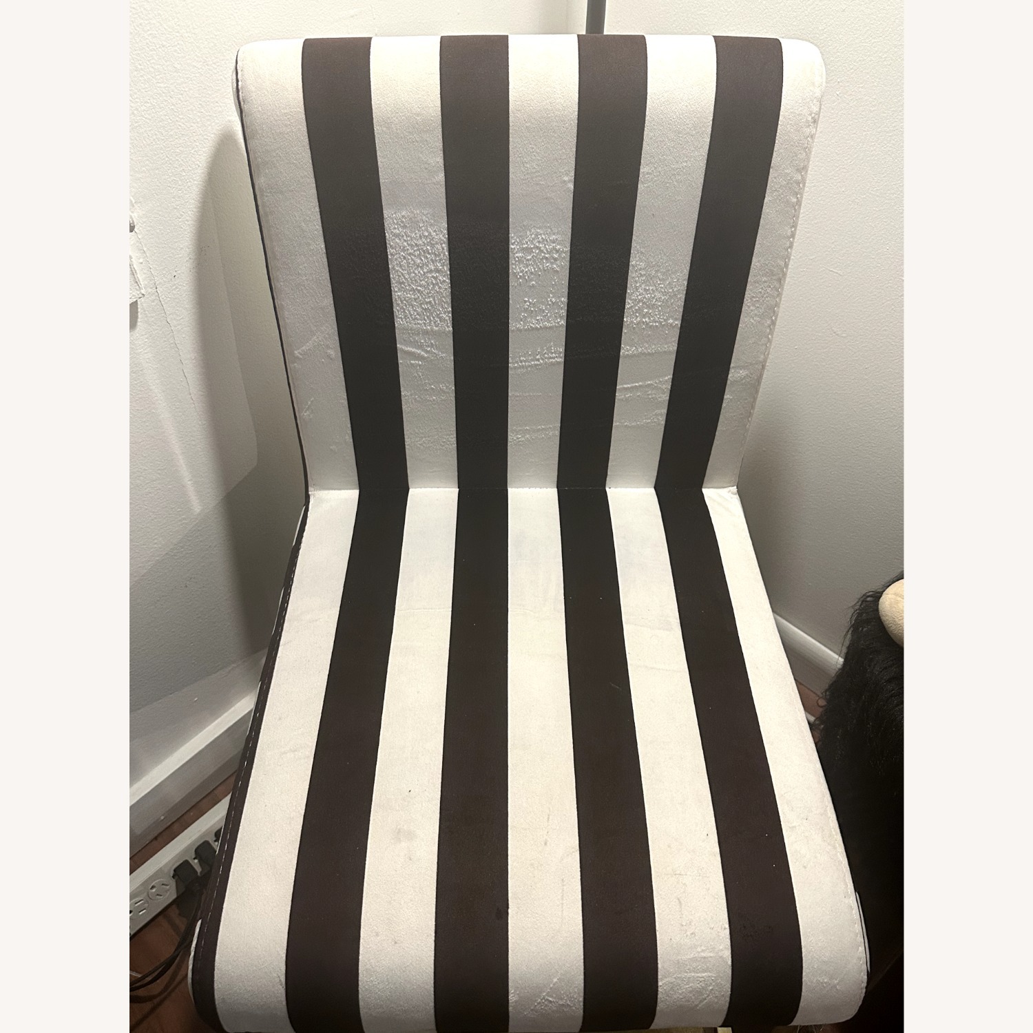 Walmart Black Velvet Accent Chair - image-3