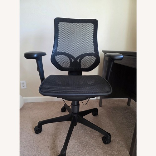 Used Work Pro Quantum 9000 Series Office Chair for sale on AptDeco