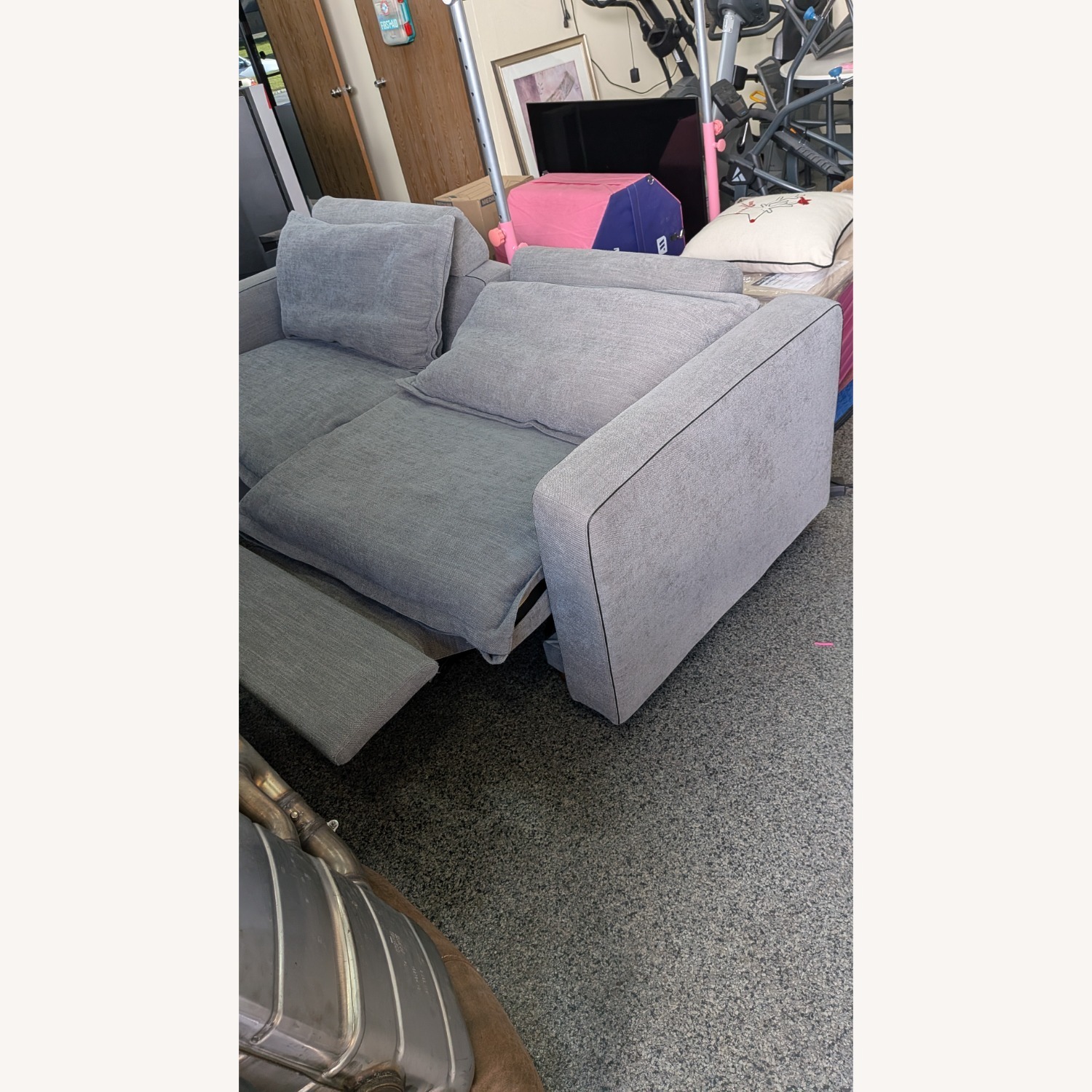 Homebody Recliner sofa - image-8