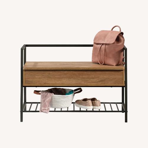 Used Wayfair Shoe Bench with Flip Top Storage for sale on AptDeco