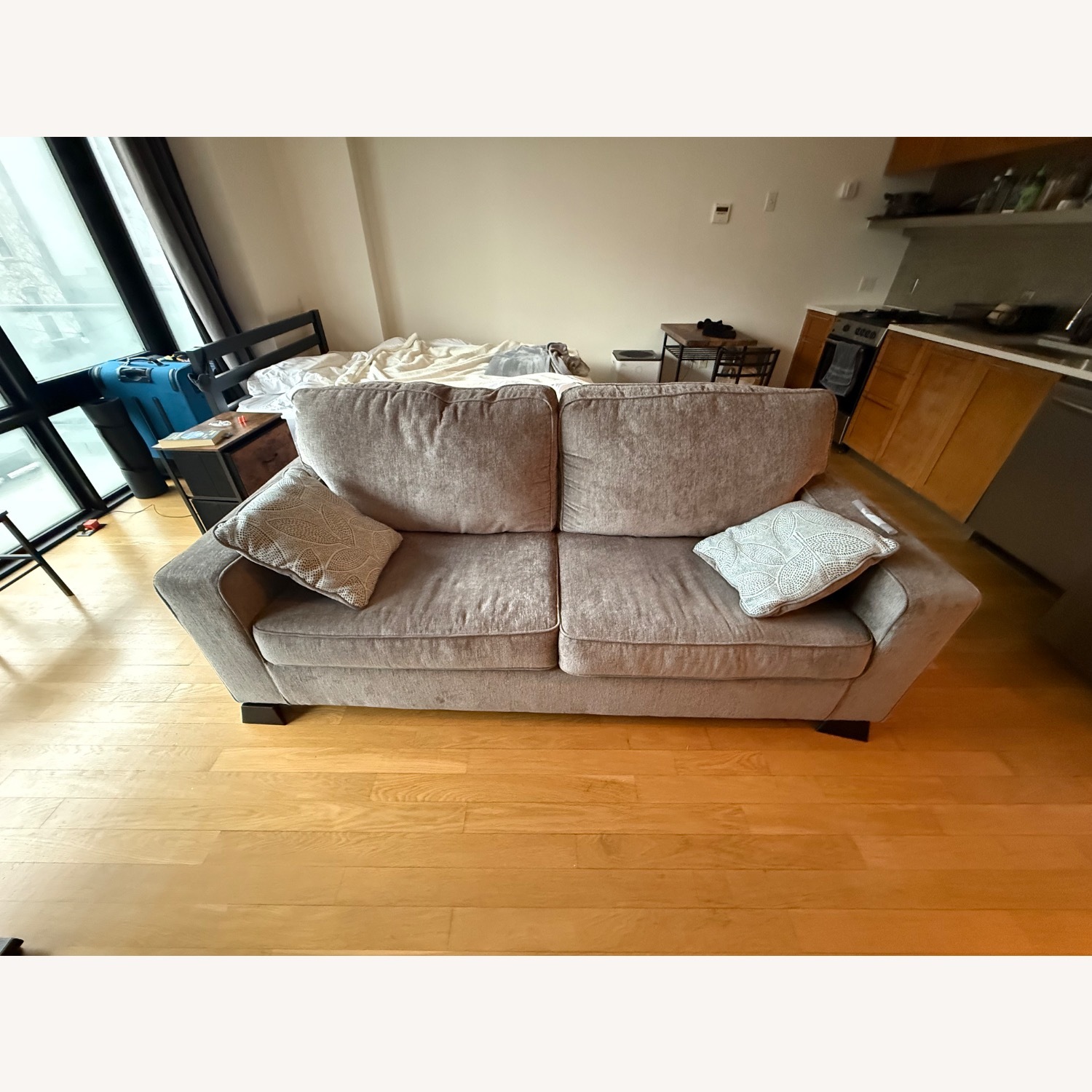 Raymour & Flanigan Light Gray Fabric Sleeper Sofa - image-2