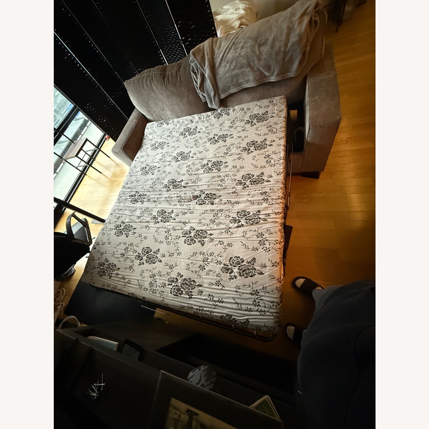 Raymour & Flanigan Light Gray Fabric Sleeper Sofa - image-4