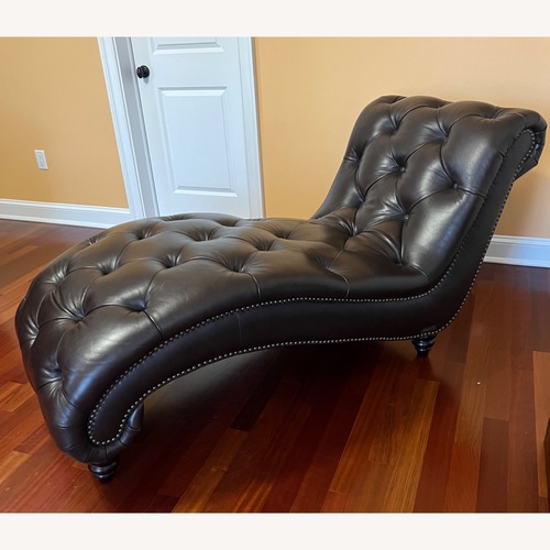 Used Tufted Leather Chaise Lounge – Classic Luxury for sale on AptDeco