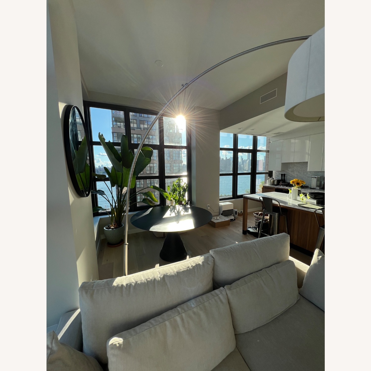 Conical Base Dining Table | Desalto Clay - image-4