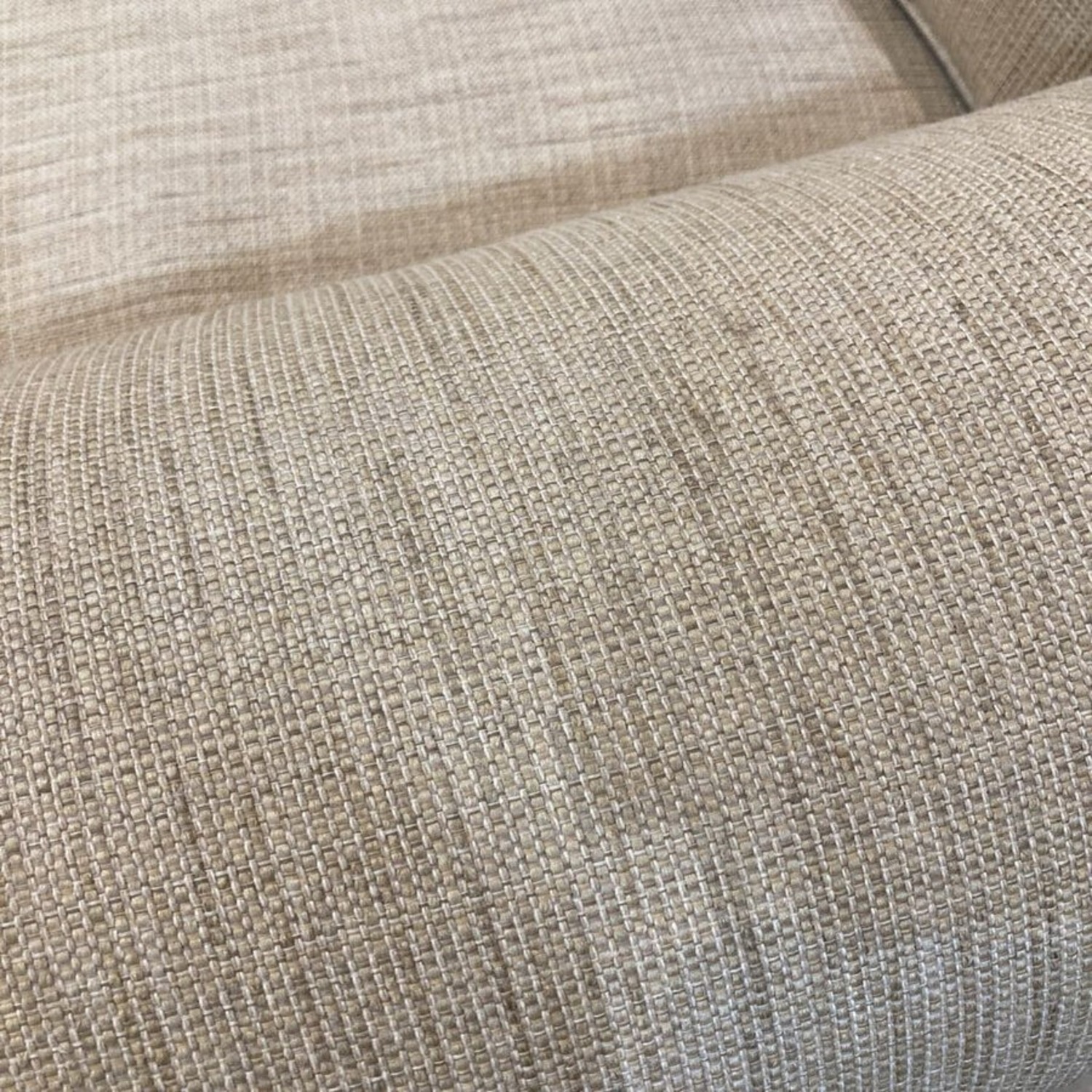 Skirted 3-Seat Roll-Arm Sofa - image-10