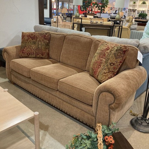 Used Broyhill Cambridge 3-Seat Rollarm Sofa for sale on AptDeco