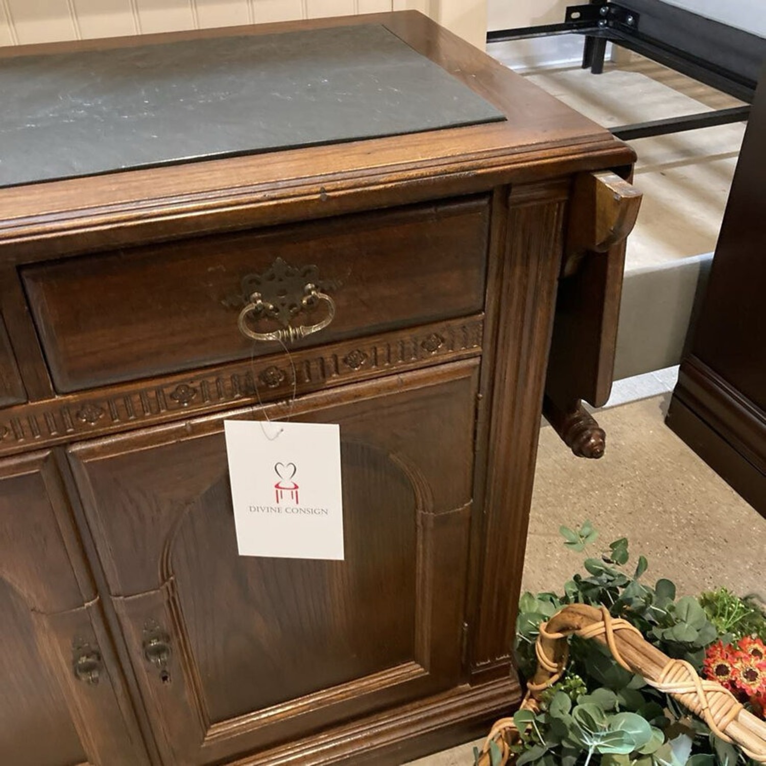 Ethan Allen Royal Charter Oak Server Buffet - image-3