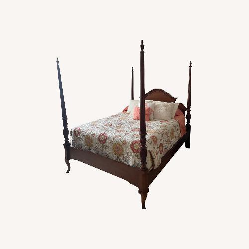 Used Thomasville Furniture Industries Queen Bed for sale on AptDeco