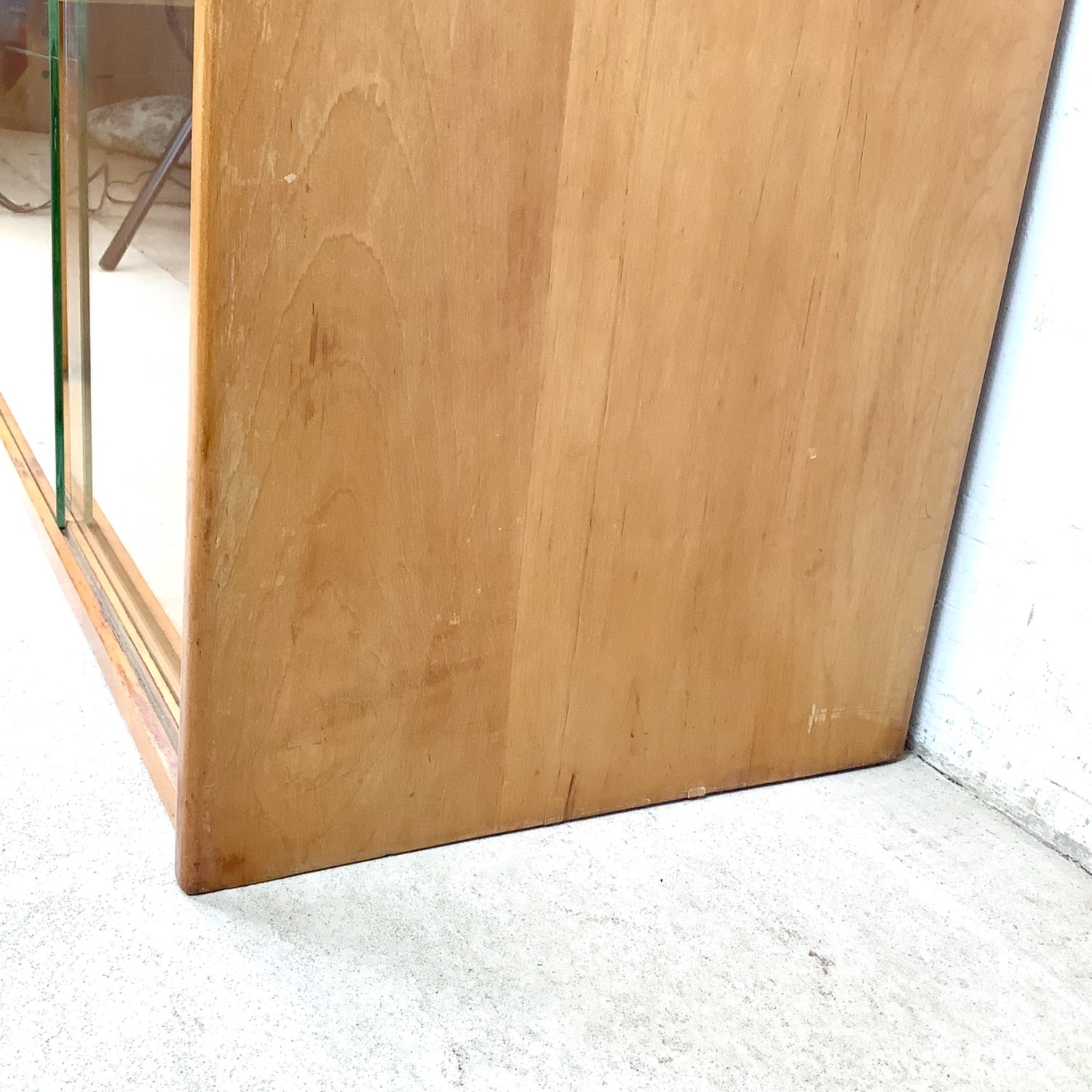 Vintage Low Bookcase with Sliding Doors - image-9