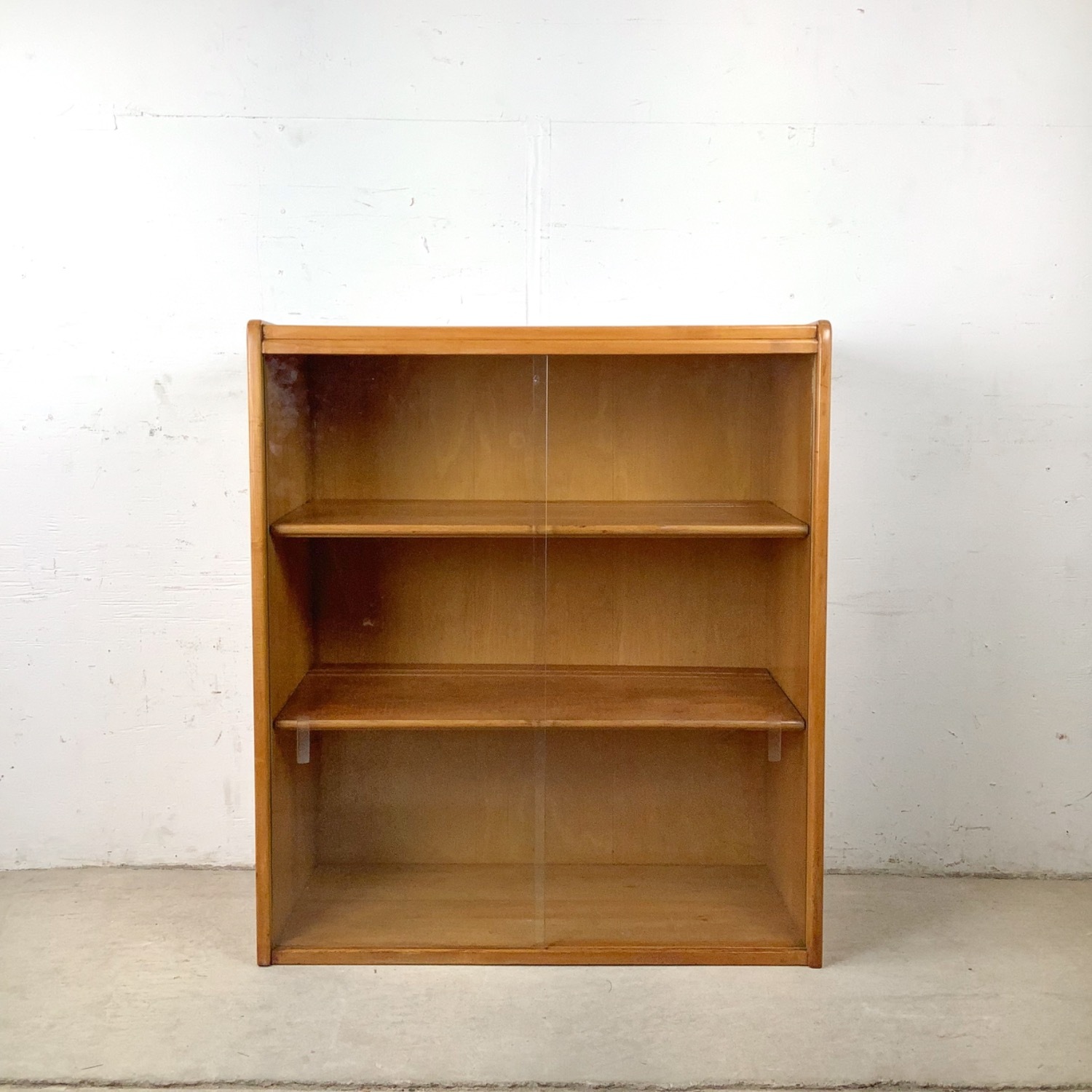 Vintage Low Bookcase with Sliding Doors - image-15