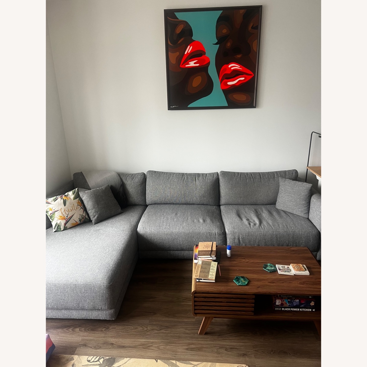 Astra Chaise Sectional - image-3