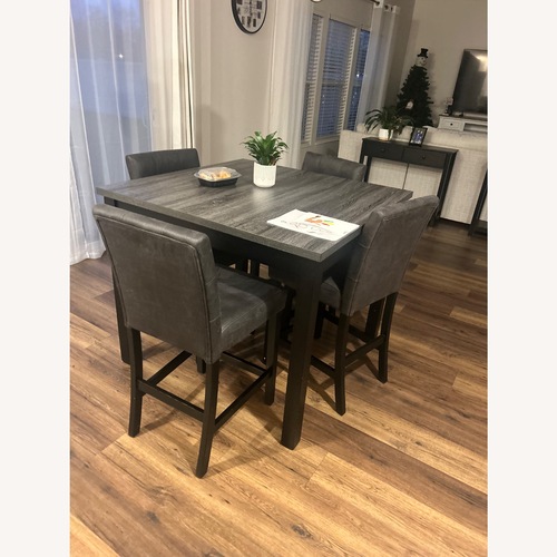 Used Holly Hunt Dining Table for sale on AptDeco