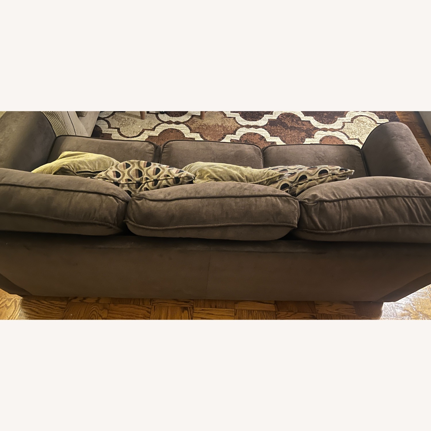 Bob's Discount Furniture 3+ Seater Sofa - image-1