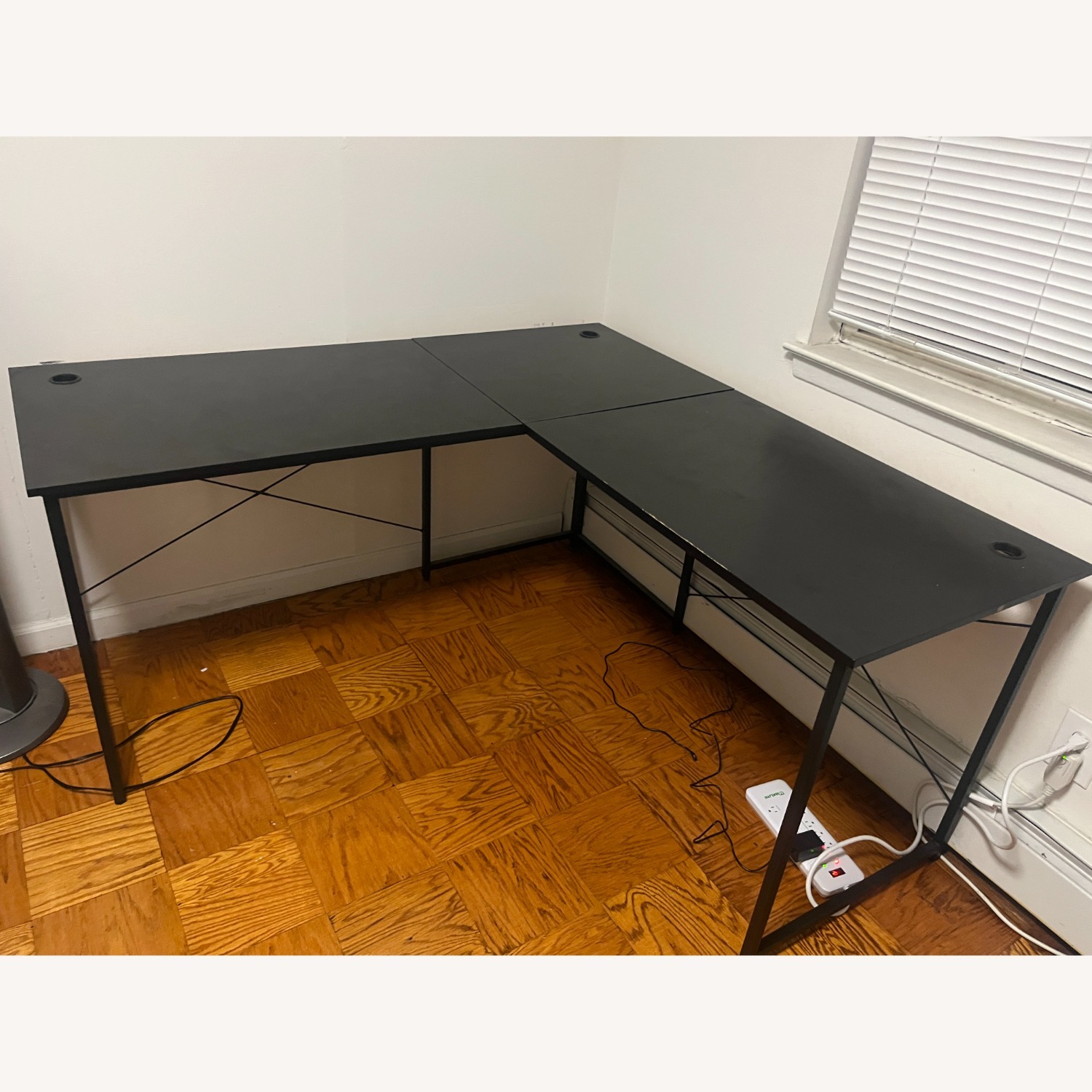 Corner Desk - image-1