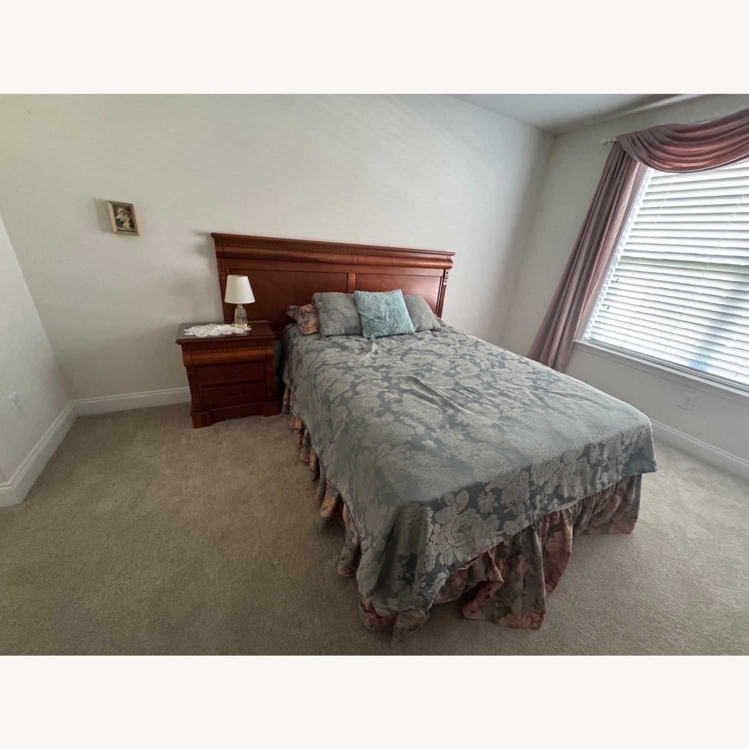 Classic Design Natural Wood Full Bed Light Brown  - image-3