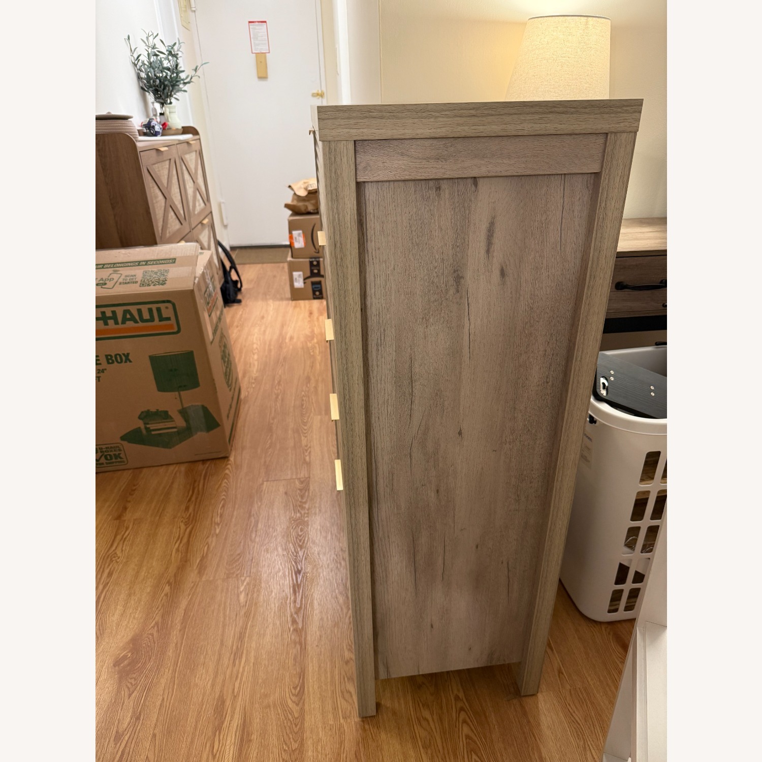 Light Gray/Beige 5 Drawer Dresser - image-4