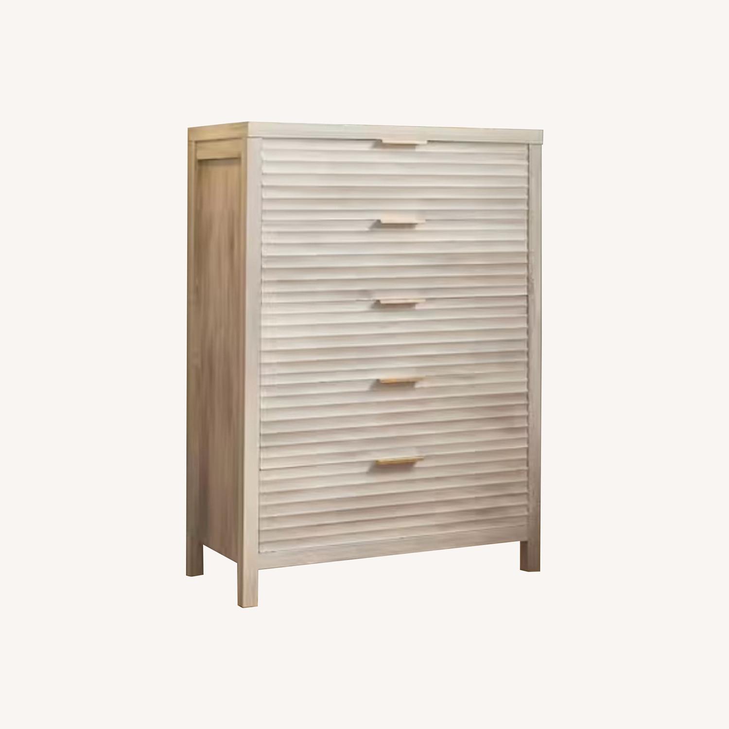 Light Gray/Beige 5 Drawer Dresser - image-0