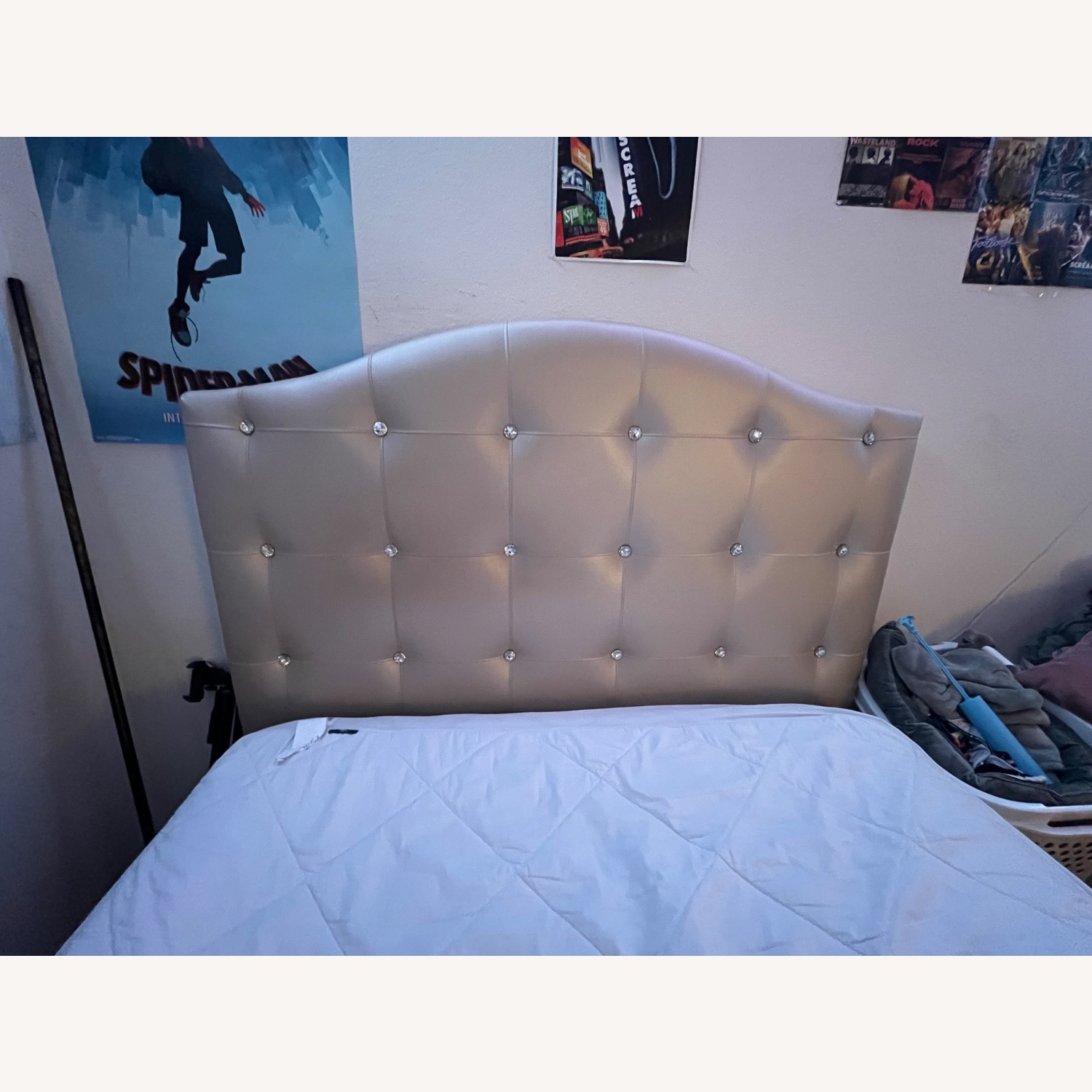 Light Brown Leather Full Bed - image-3