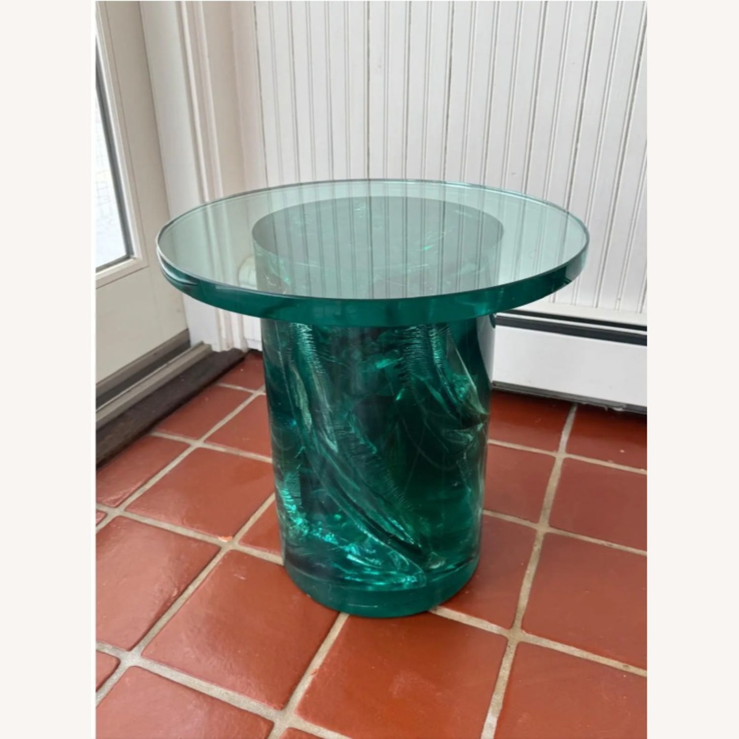 1980s Resin Accent Table With Glass Top - image-2