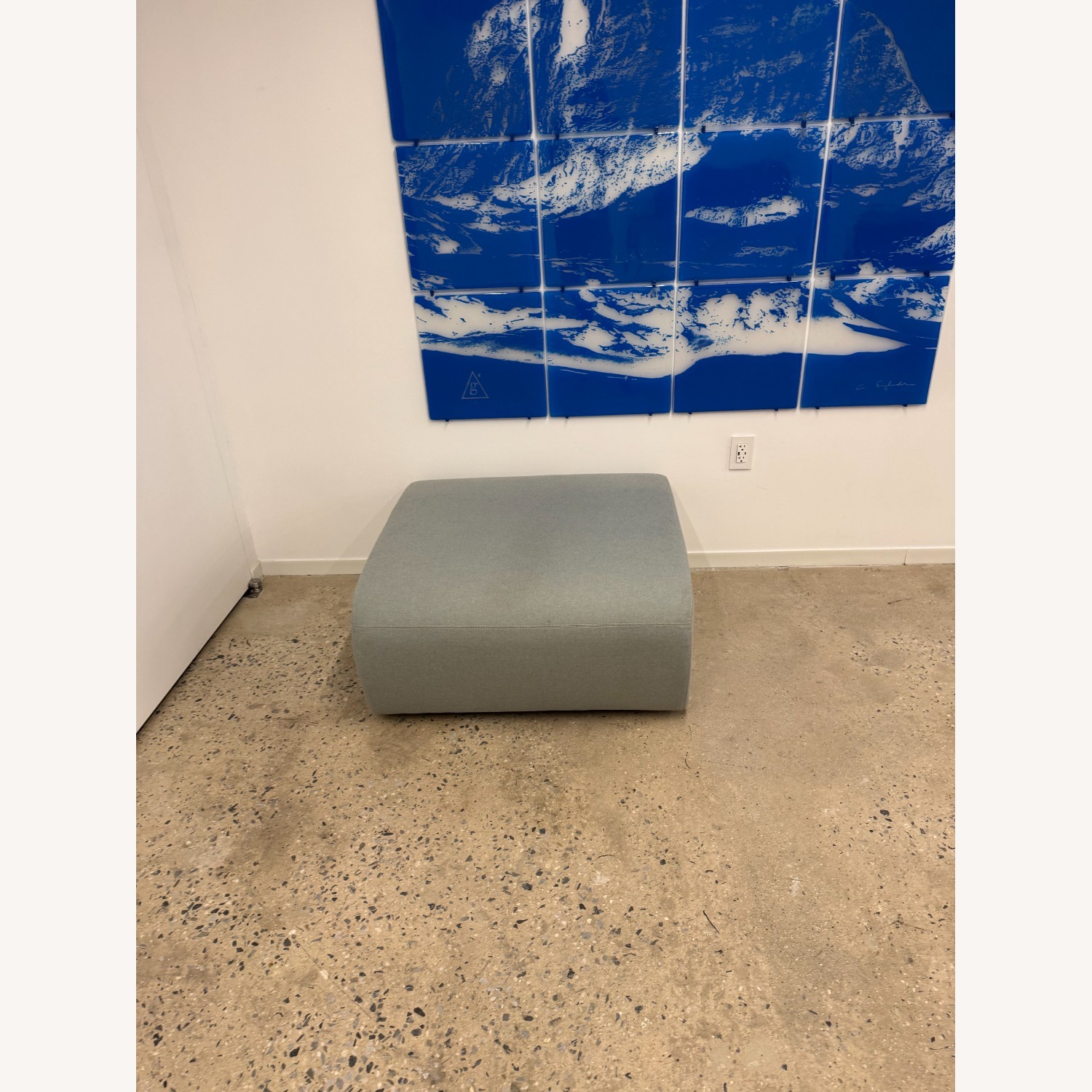 Office Sectional Sofa - image-3