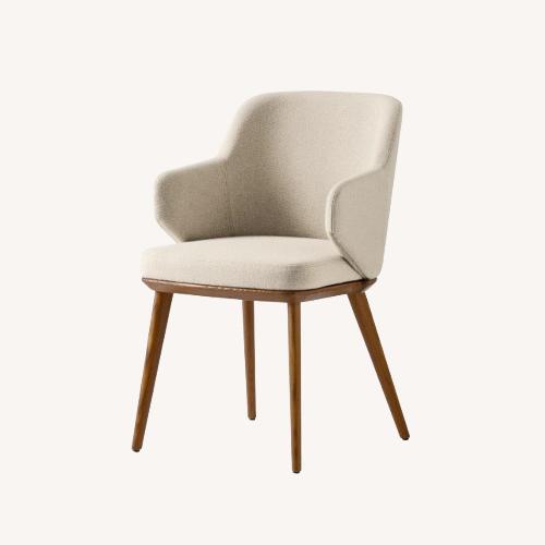 Used Calligaris Foyer Natural Fabric Dining Chairs for sale on AptDeco