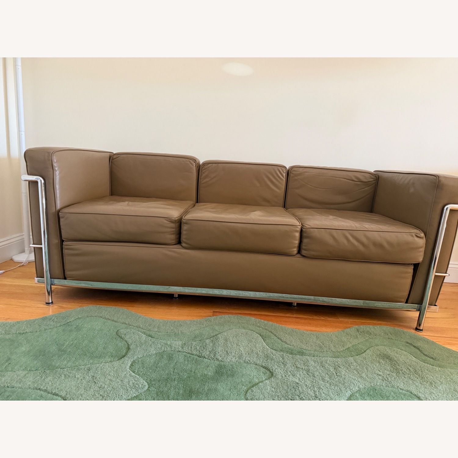 Vintage/Antique Light Brown 3+ Seater Sofa - image-7