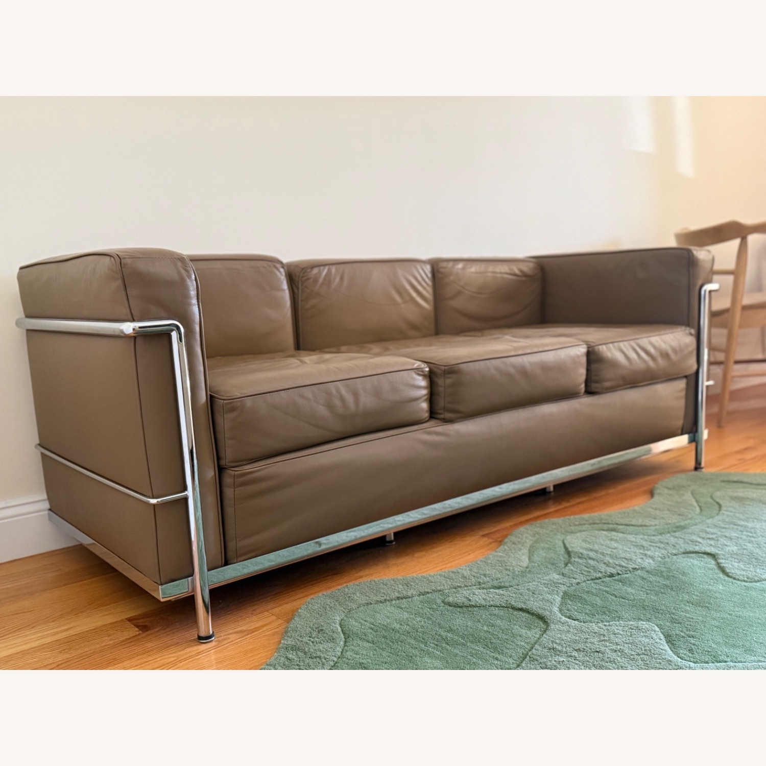 Vintage/Antique Light Brown 3+ Seater Sofa - image-5