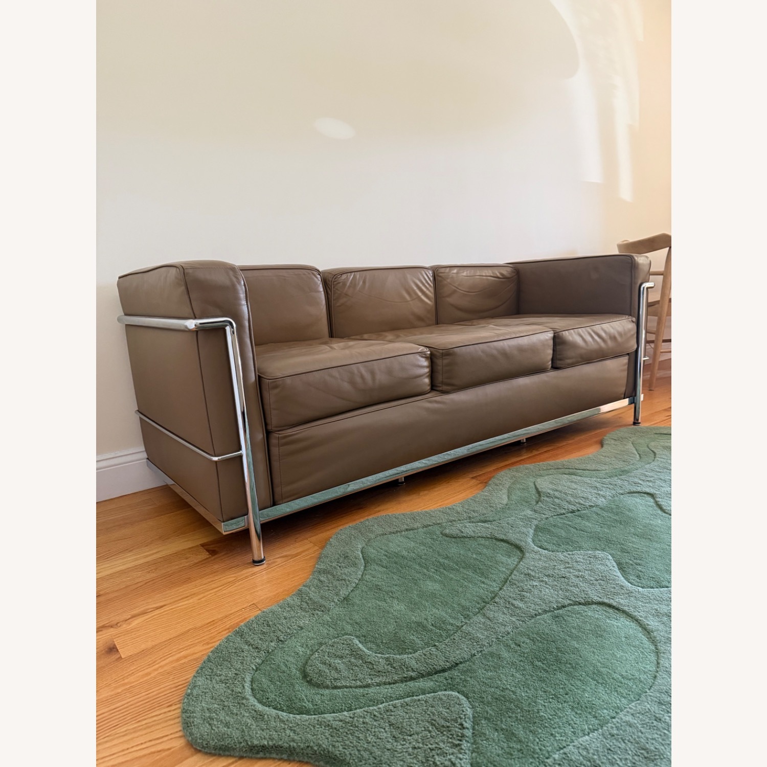 Vintage/Antique Light Brown 3+ Seater Sofa - image-6