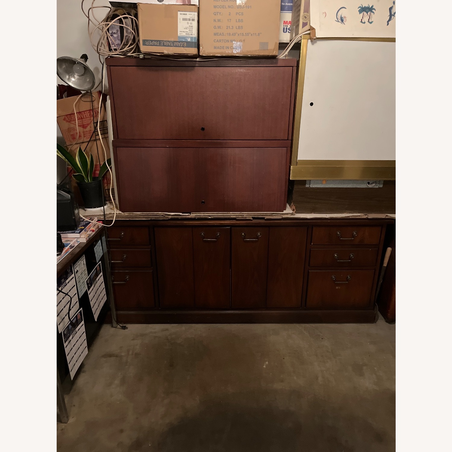 Modern Desk - image-0