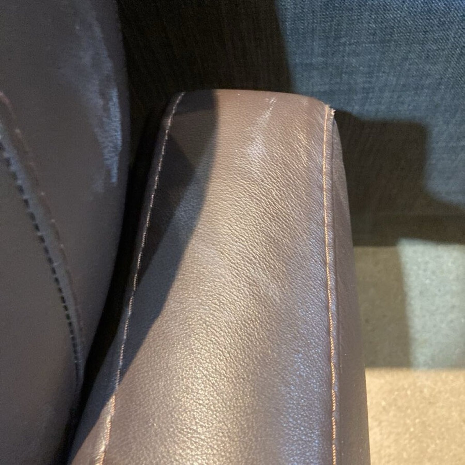 Leather Recliner Mocha - image-6