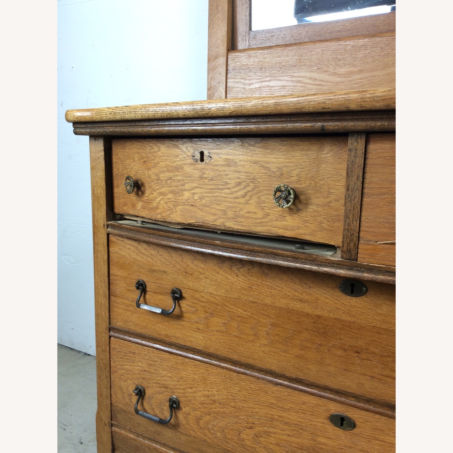 Antique 5 Drawer Dresser with Large Mirror - image-14