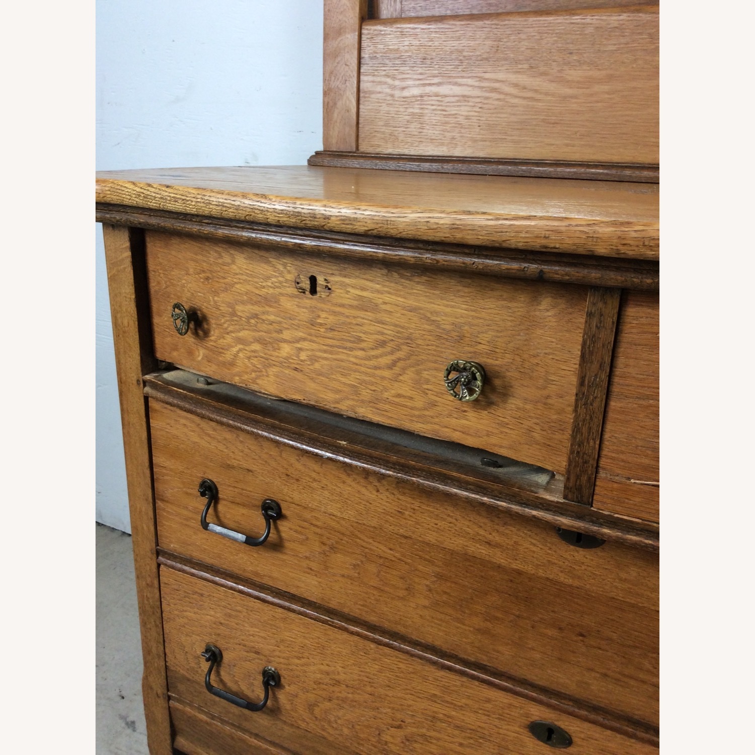 Antique 5 Drawer Dresser with Large Mirror - image-15