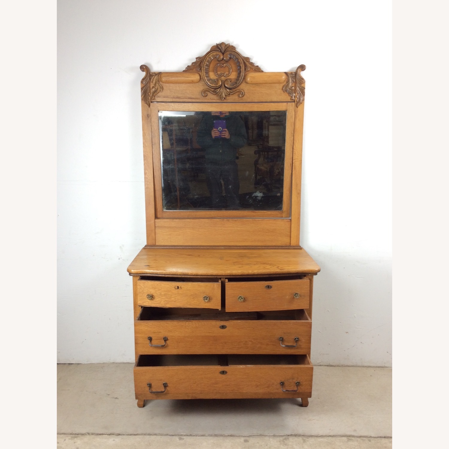 Antique 5 Drawer Dresser with Large Mirror - image-26