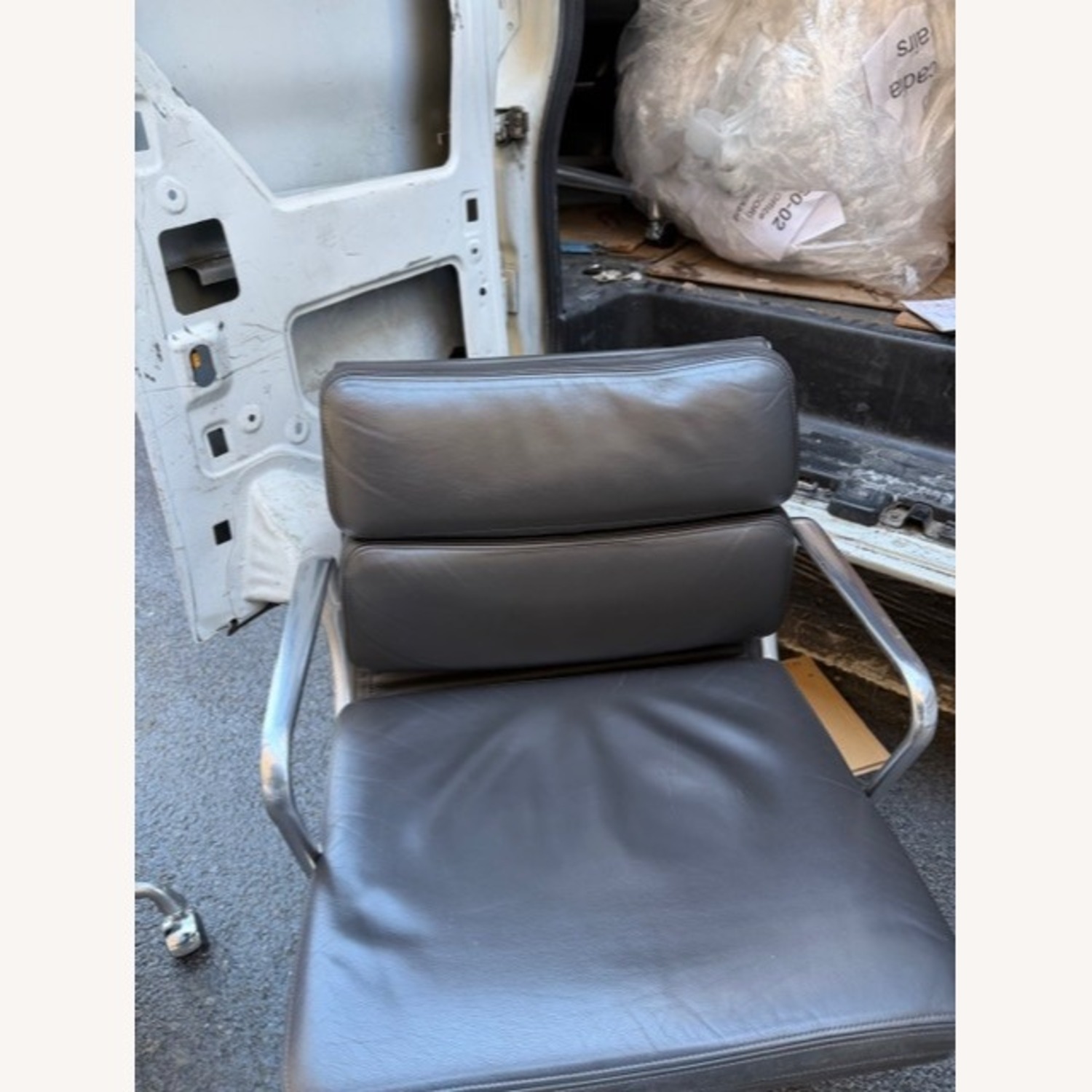 Eames Management Chairs - Black - image-2