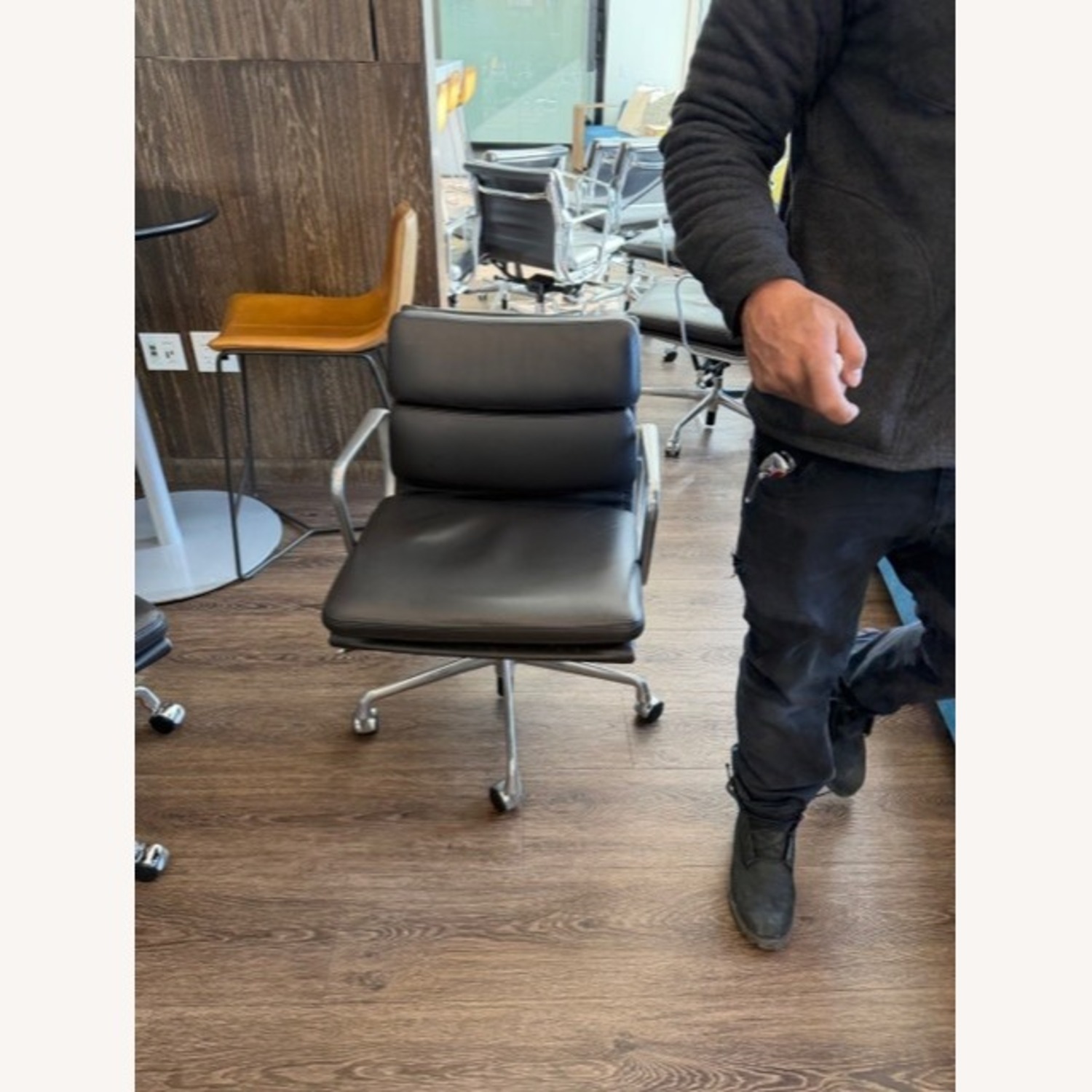 Eames Management Chairs - Black - image-1