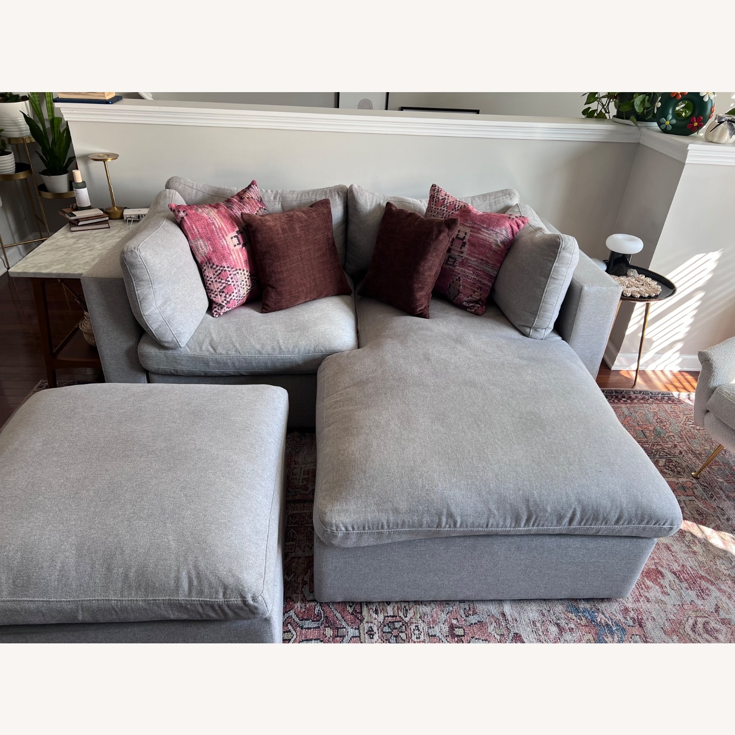 Ciello Light Gray Fabric 2 Piece Sectional - image-1