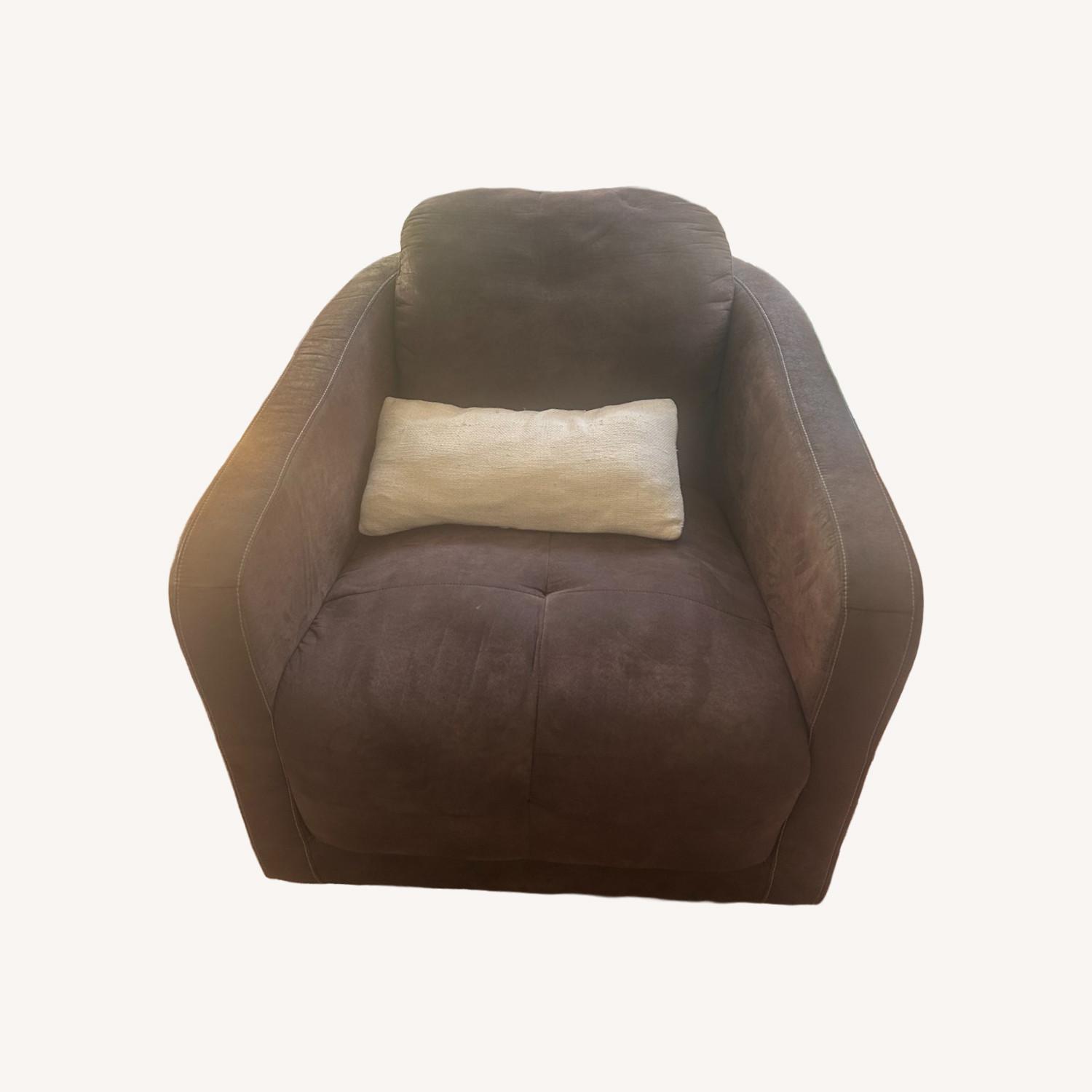 Emerald Home Blakely Steel Gray Swivel Chair - image-0