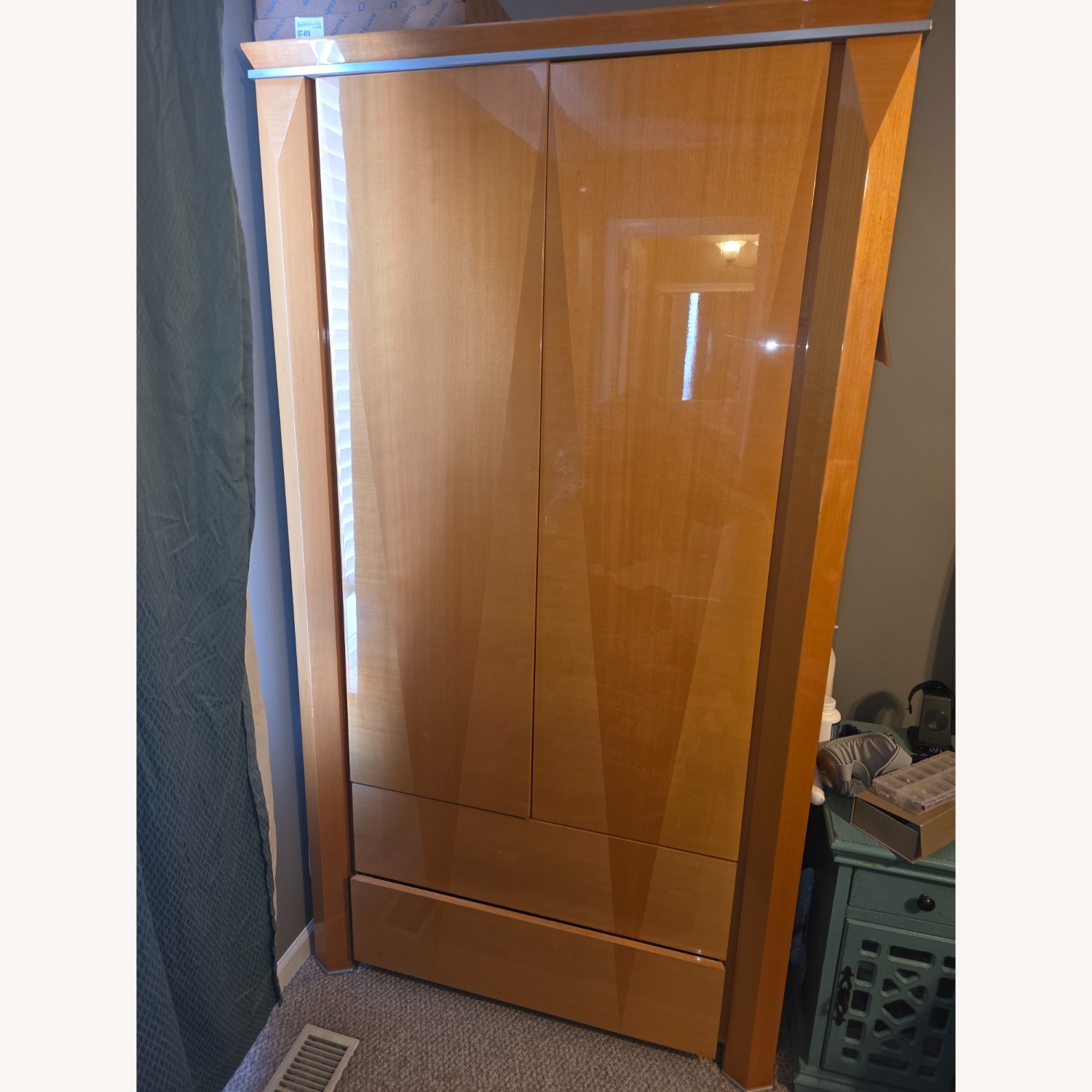 Giorgio USA Natural Wood Dresser - image-2