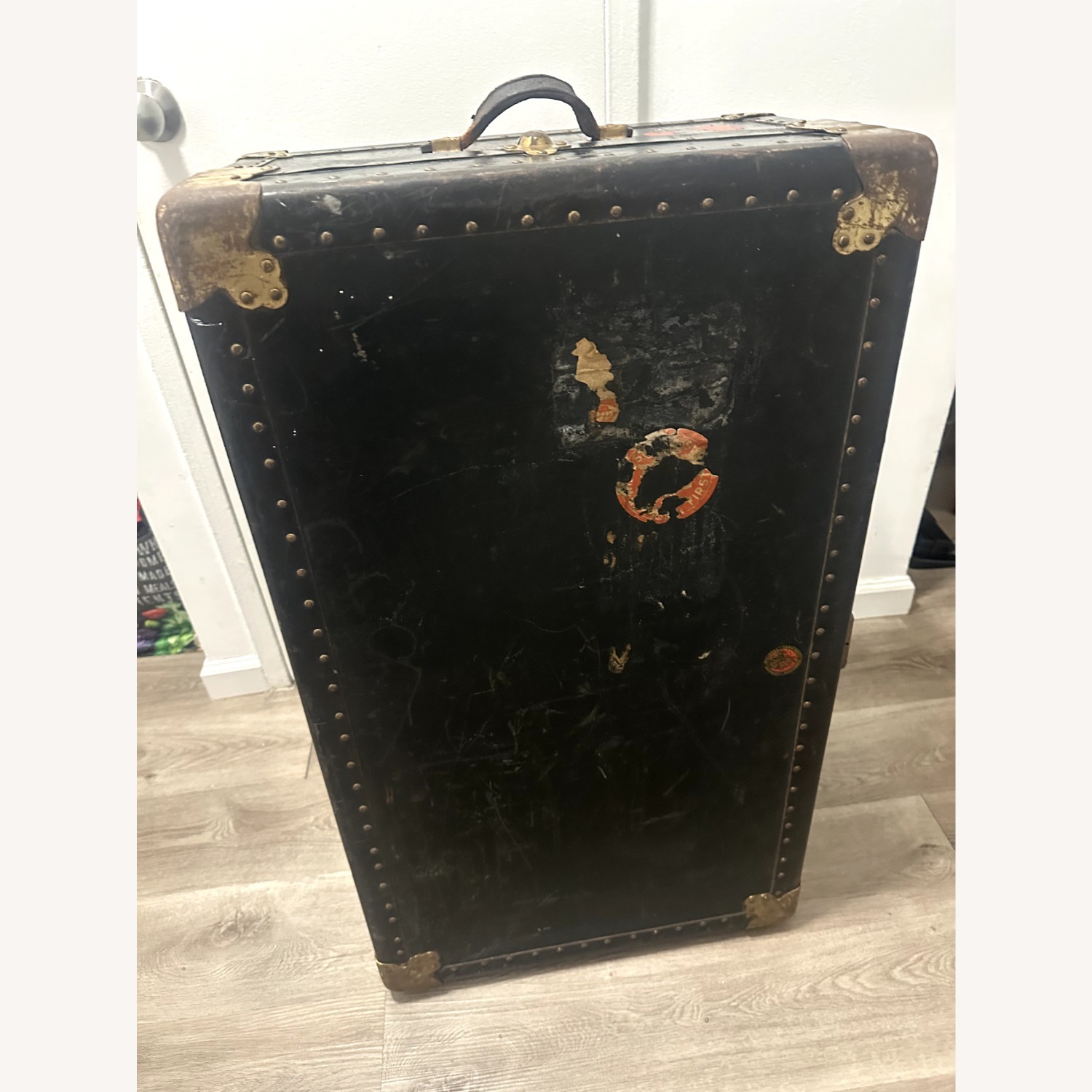 Vintage Trunk - image-5