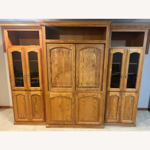 Used Wall Unit for sale on AptDeco