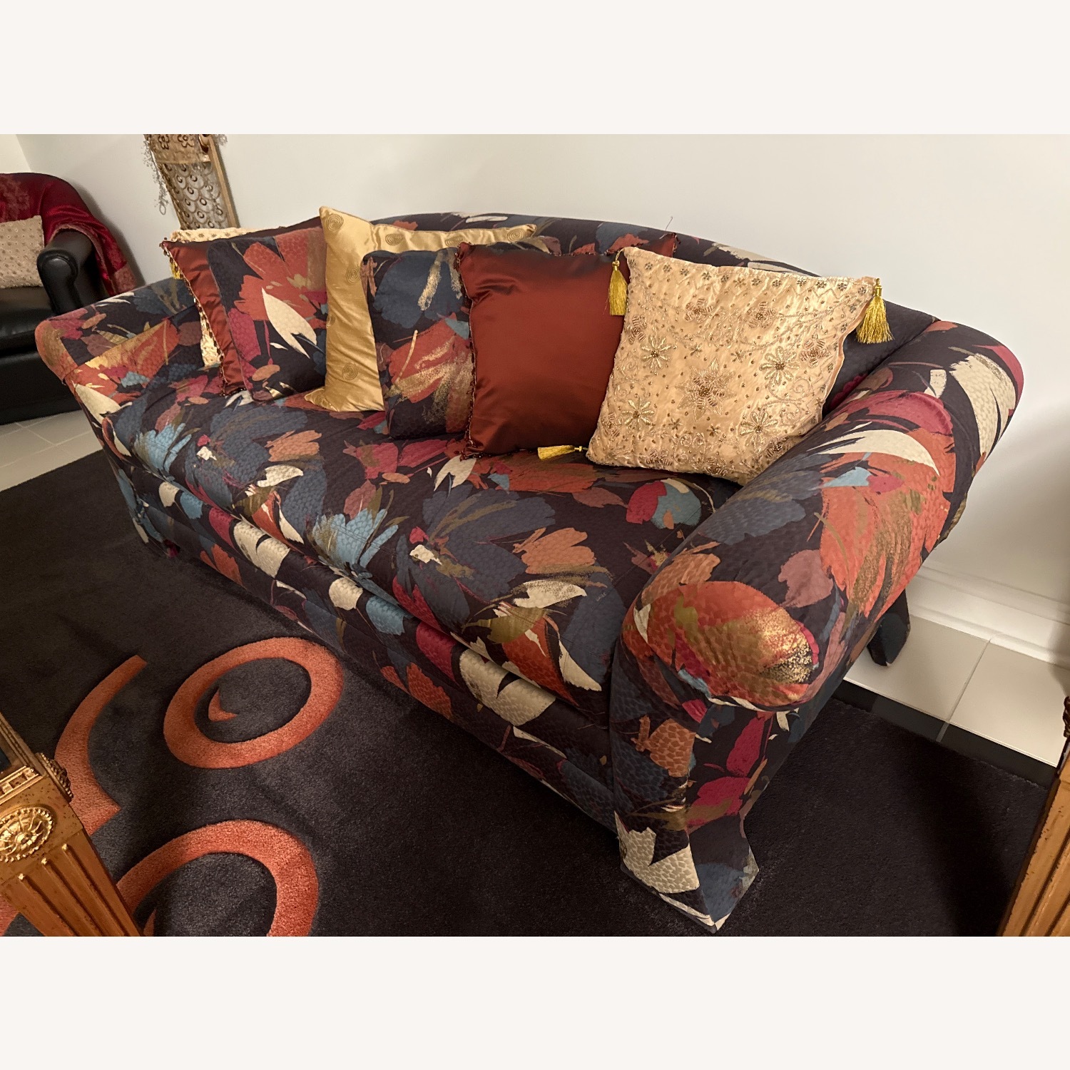 Henderdon Fabric 3+ Seater Sofa - image-1