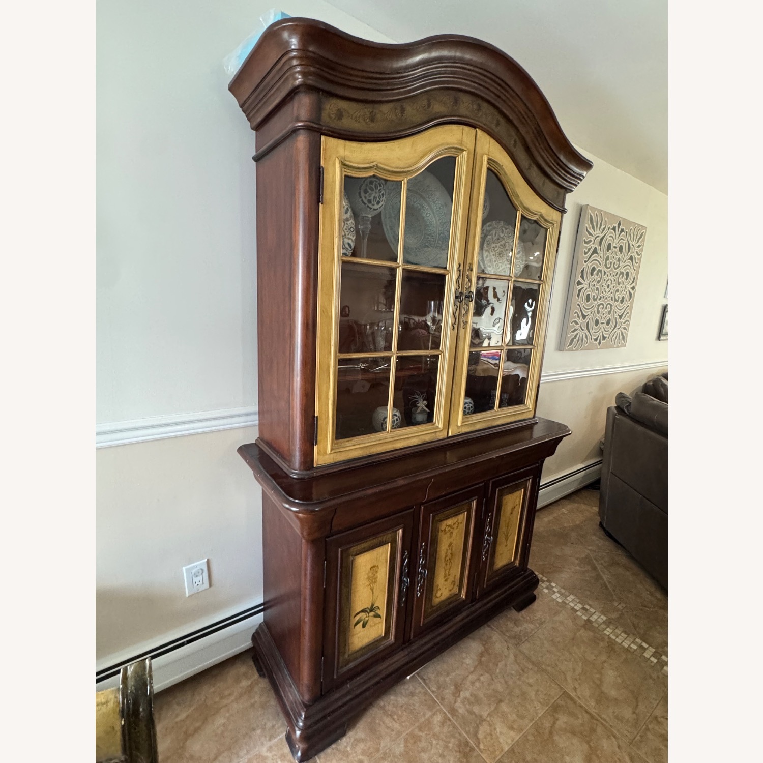 Hooker Furniture Corporation Dark Brown Sideboard - image-1