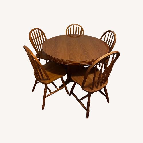 Used Traditional Dining Chair for sale on AptDeco