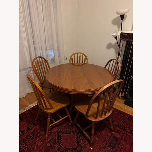 Used Traditional Dining Chair for sale on AptDeco