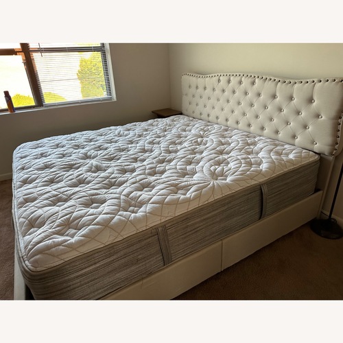 Used Bob's Discount Furniture White King Bed for sale on AptDeco