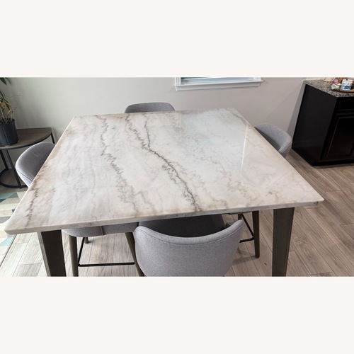 Used Havertys Avalon White Dining Sets for sale on AptDeco