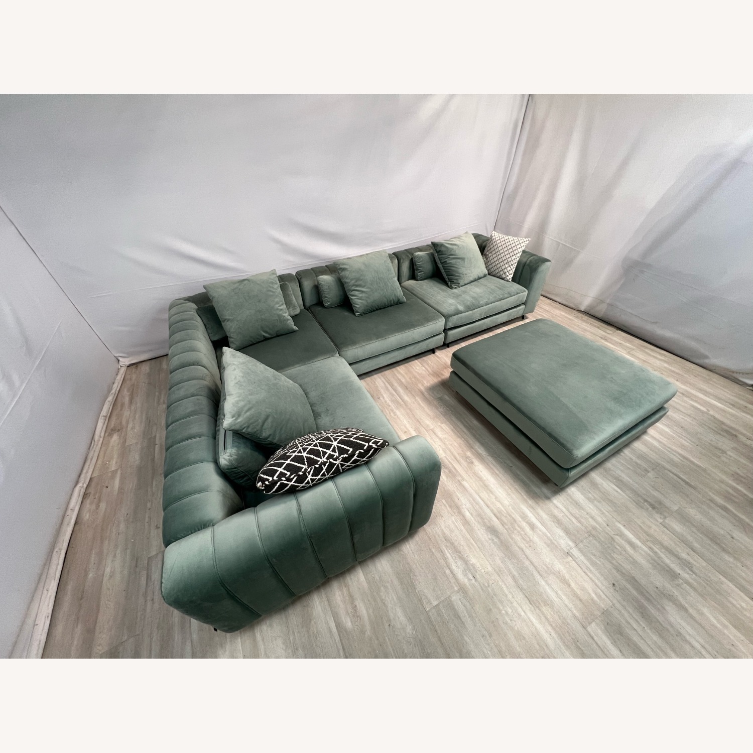 Rove Concepts Berlin L-Sectional - image-1