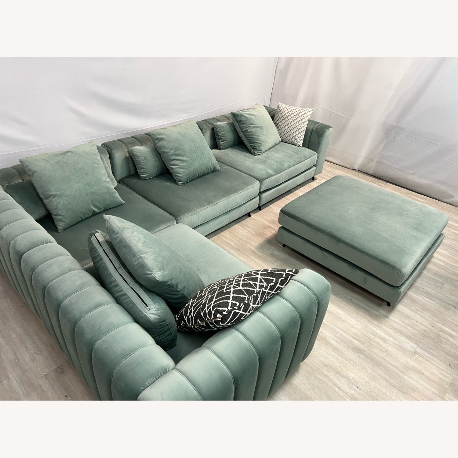 Rove Concepts Berlin L-Sectional - image-2