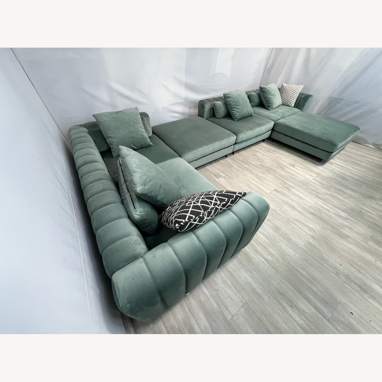 Rove Concepts Berlin L-Sectional - image-4
